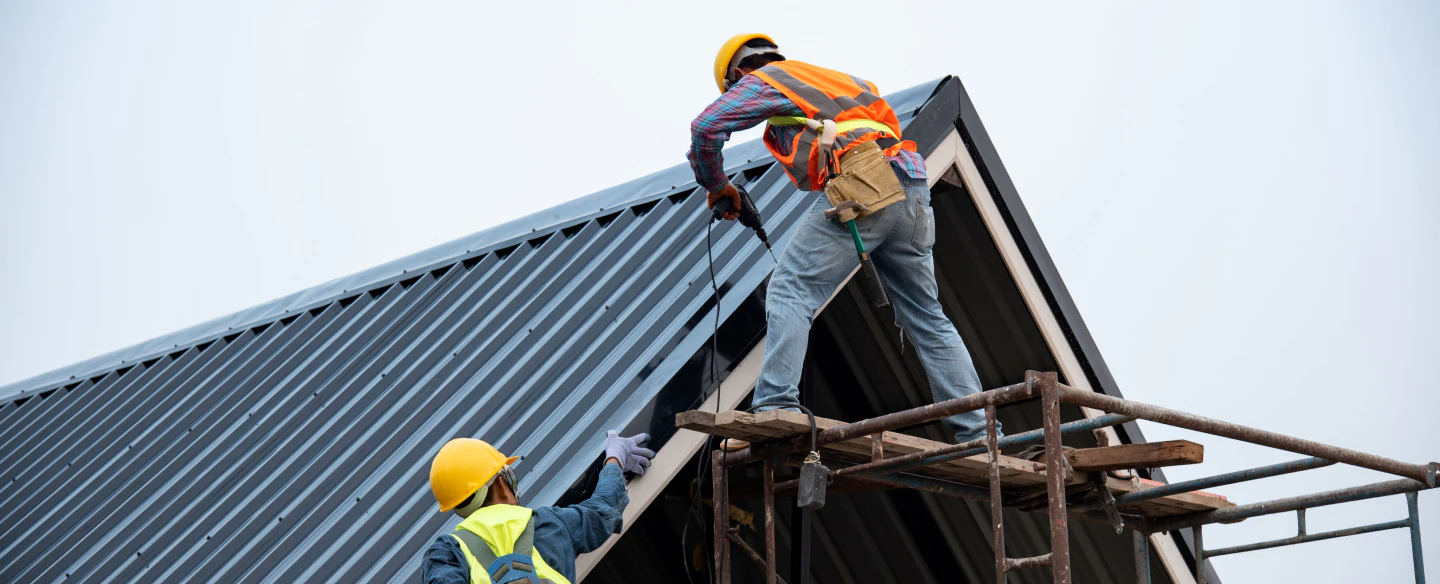 men-installing-roof-on-a-platform-smithsburg-md